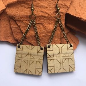 Handmade Lasercut Wood Earrings - Rita